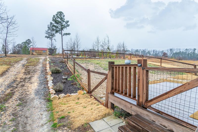 3561 Colston Ln, Tunnel Hill, GA 30755