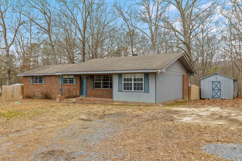 186 Akins Rd, Chickamauga, GA 30707