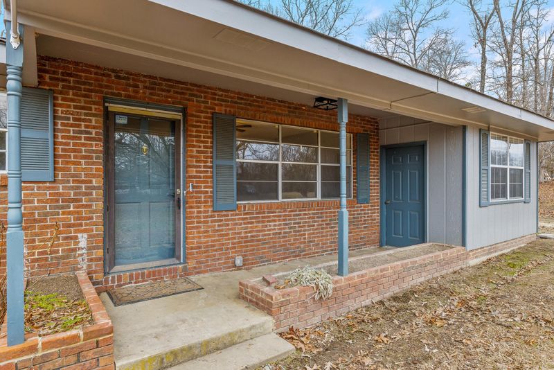 186 Akins Rd, Chickamauga, GA 30707
