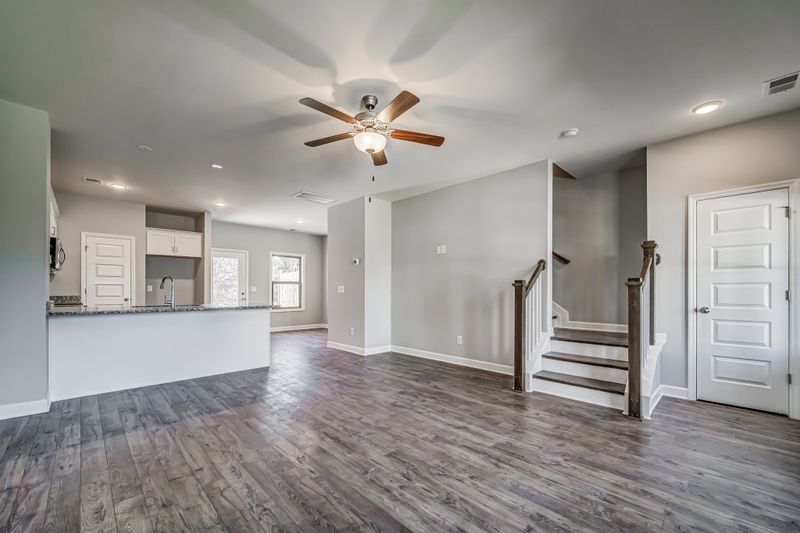 217 Holywell Dr, Gallatin, TN 37066
