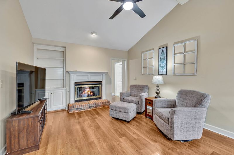 1521 Brentwood Pointe, Franklin, TN 37067