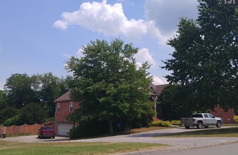 1812 Pointe Ct, Lebanon, TN 37087