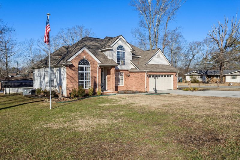 3111 Westside Country Dr, Fort Oglethorpe, GA 30742