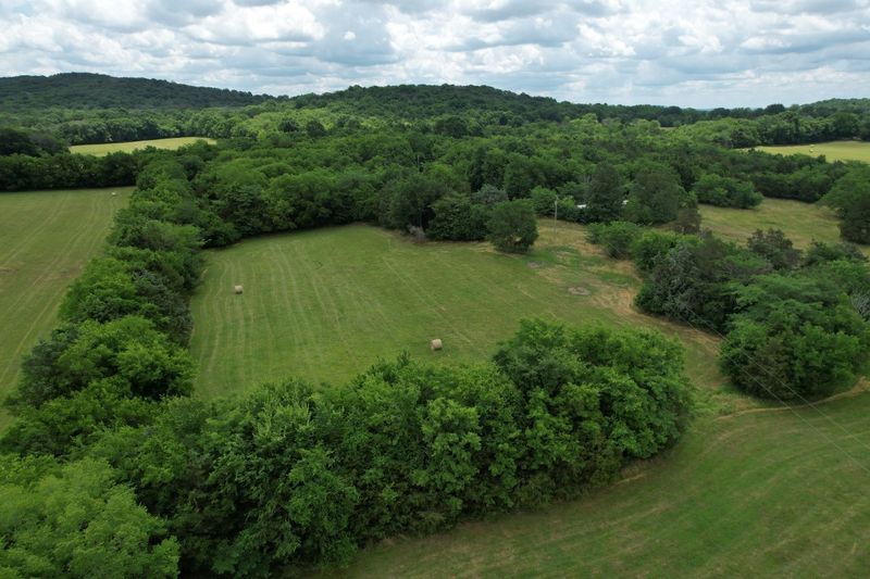10629 Versailles Rd Tract 1, Rockvale, TN 37153