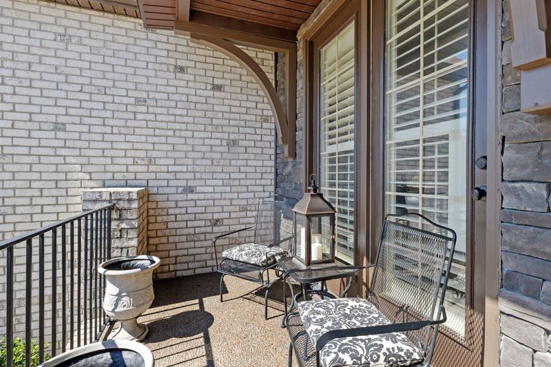 5166 Mountainbrook Cir, Hermitage, TN 37076