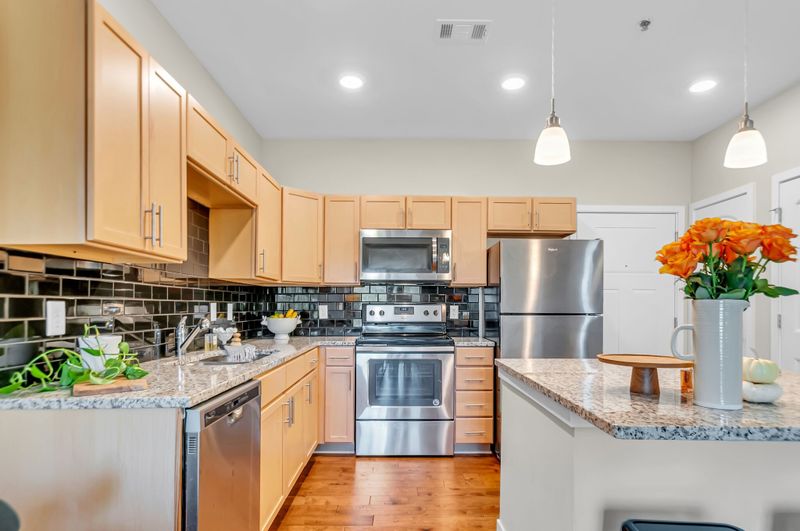 1122 Litton Ave #208, Nashville, TN 37216