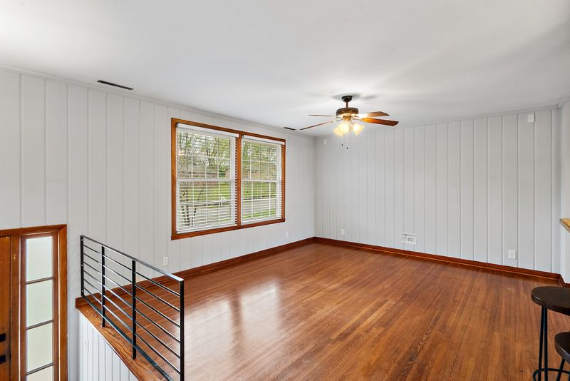 208 Bonnavue Dr, Hermitage, TN 37076