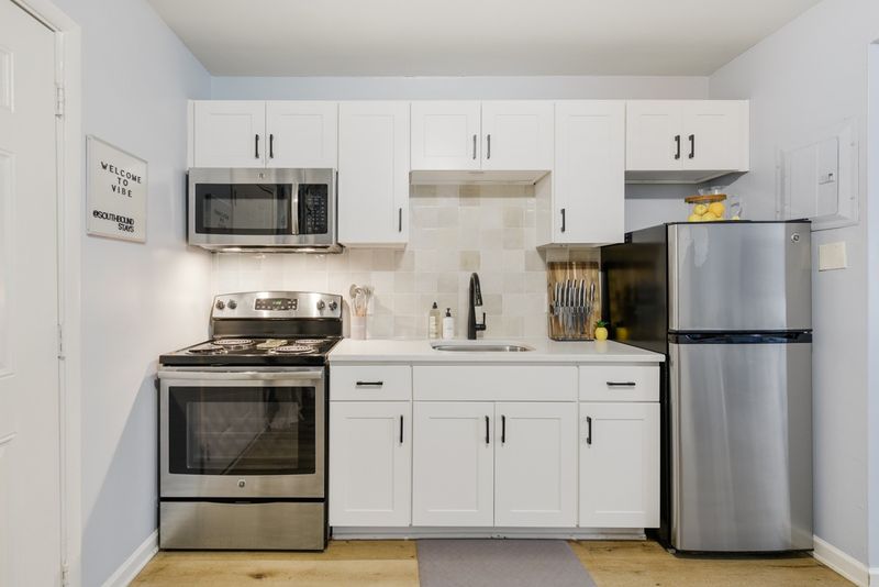 801 Hillview Hts #3, Nashville, TN 37204