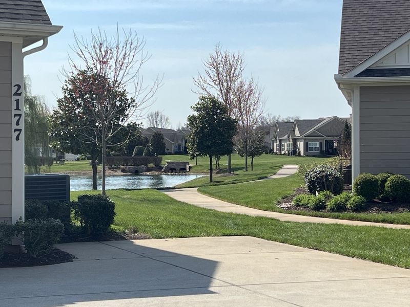 2173 Stonecenter Ln, Murfreesboro, TN 37128
