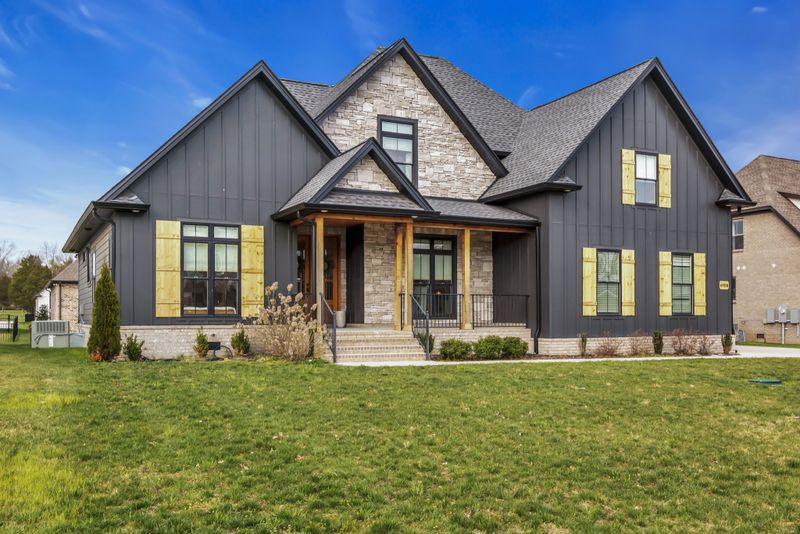 6908 Springwater St, Smyrna, TN 37167