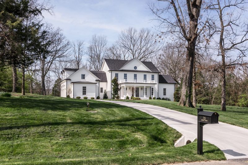 715 Greeley Dr, Nashville, TN 37205
