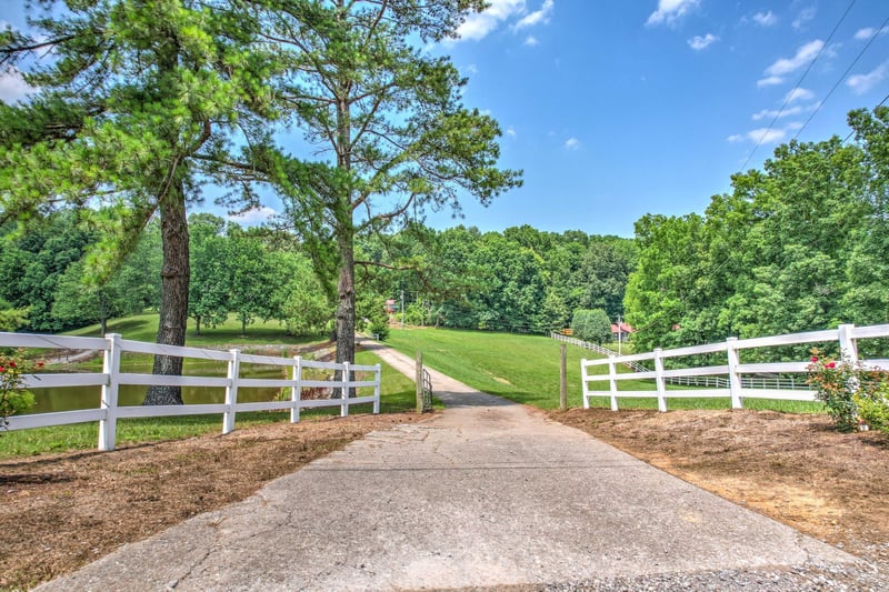 725 Fowler Ford Rd, Portland, TN 37148
