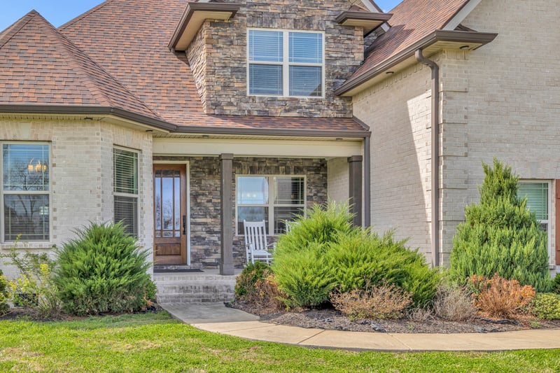 106 Long Creek Dr, Christiana, TN 37037