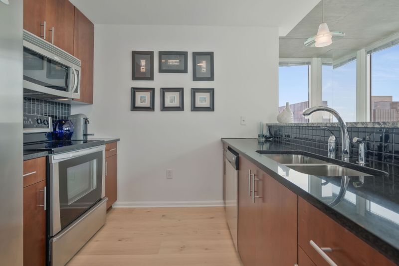 415 Church St #2514, Nashville, TN 37219