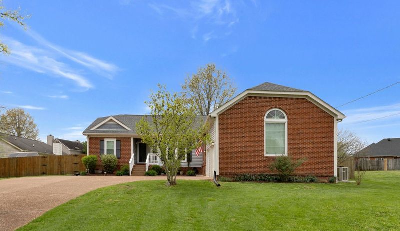 103 Yorkshire Ct, Hendersonville, TN 37075