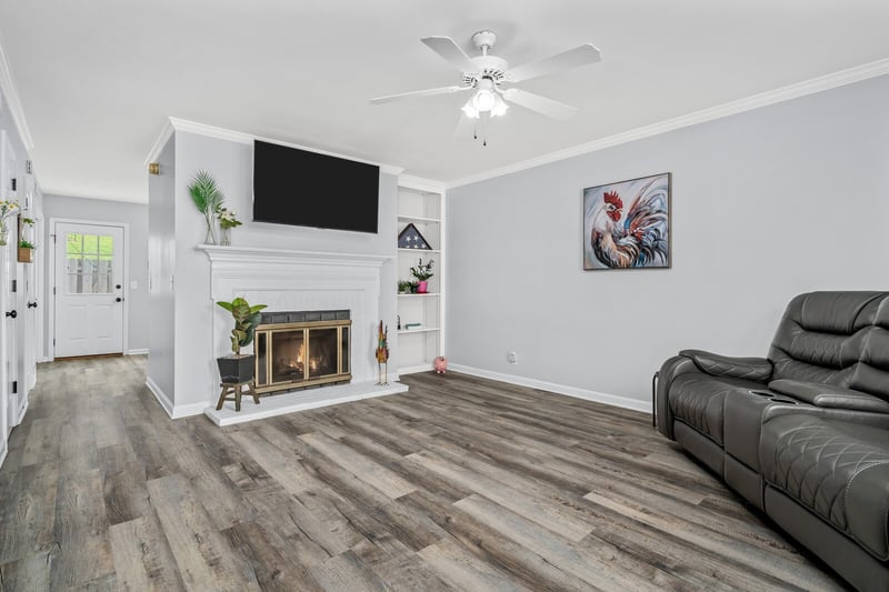200 Royal Oaks Blvd #J2, Franklin, TN 37067