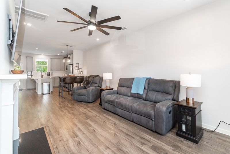 615 Old Hickory Blvd #704, Nashville, TN 37209