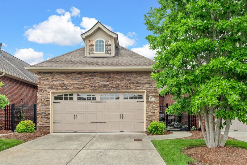 221 Siegert Pl, Nolensville, TN 37135