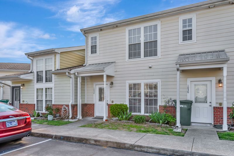 1032 Wildwood Dr, Spring Hill, TN 37174