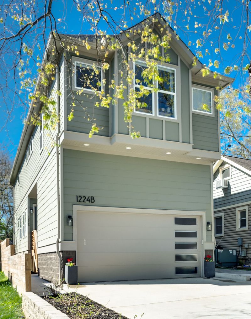 1224B Kenmore Pl, Nashville, TN 37216