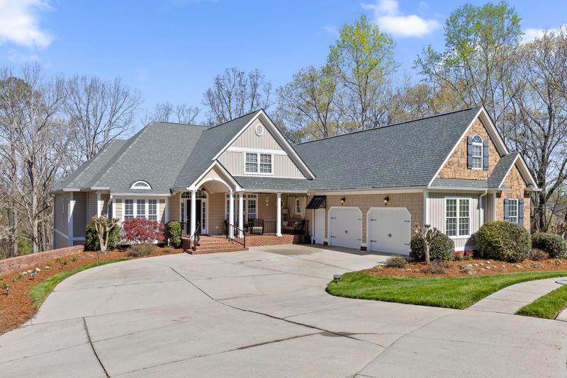 56 Saddle Brooke Ln, Rock Spring, GA 30739