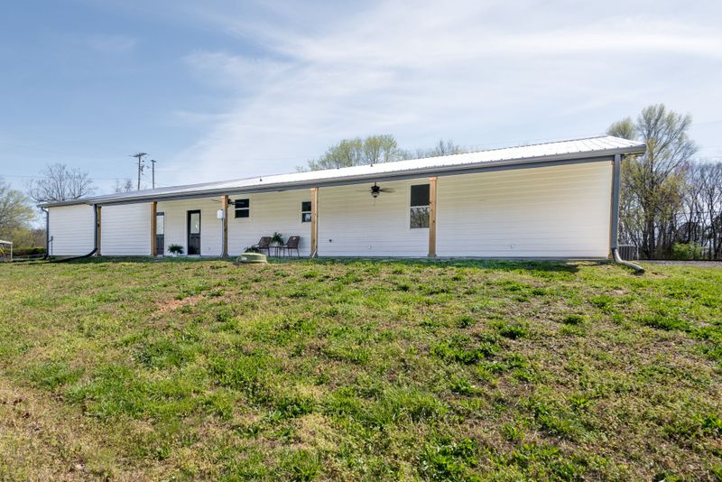 717 Blue Rd, Dickson, TN 37055