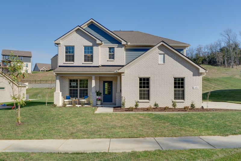 153 Macy Dr, Hendersonville, TN 37075