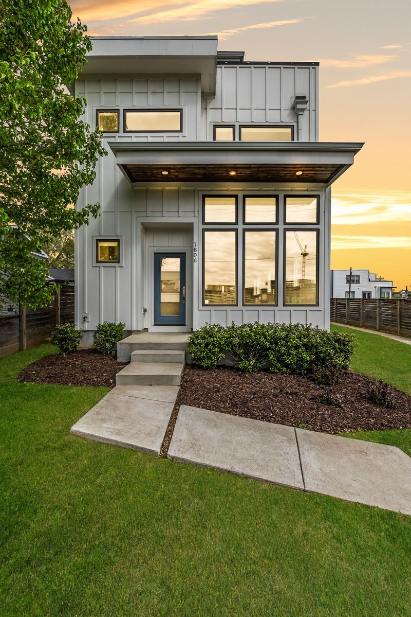 1806 Pearl St, Nashville, TN 37203