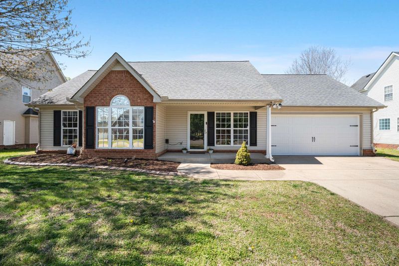 1424 Colyn Ave, Murfreesboro, TN 37128