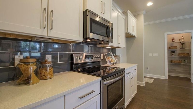 3420 Granway Ln, White House, TN 37188