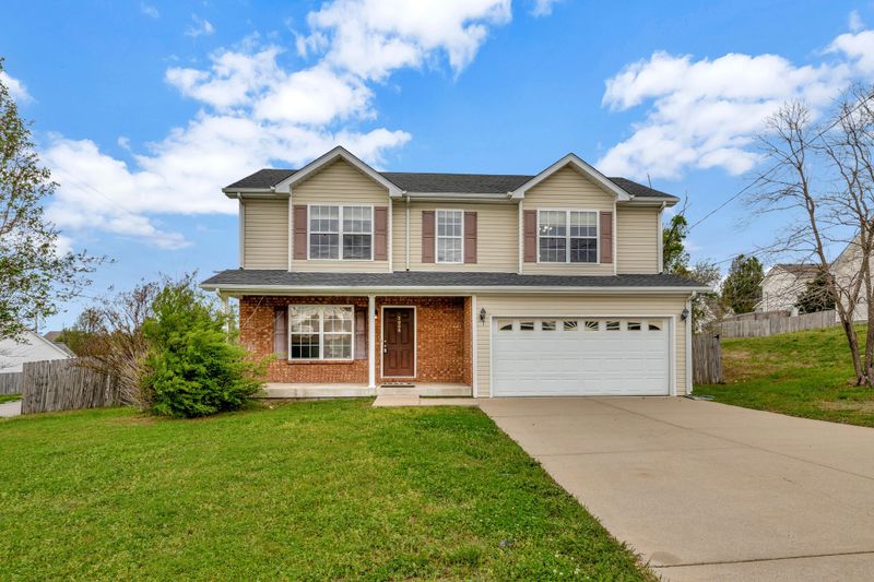 2008 Keaton Dr, La Vergne, TN 37086