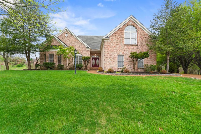 425 Doe Rdg, Franklin, TN 37067