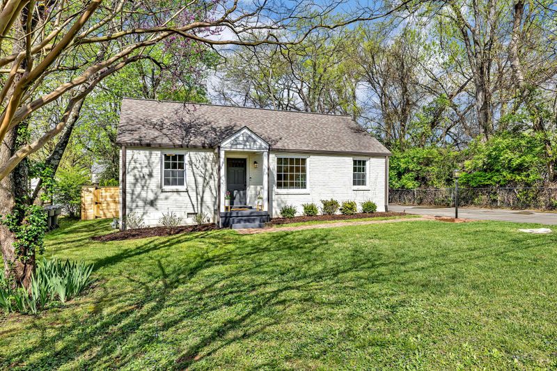 2903 Selena Dr, Nashville, TN 37211