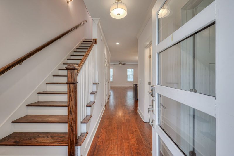 732A Croley Dr, Nashville, TN 37209