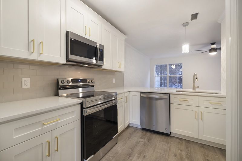 230 Indian Park Dr, Murfreesboro, TN 37128