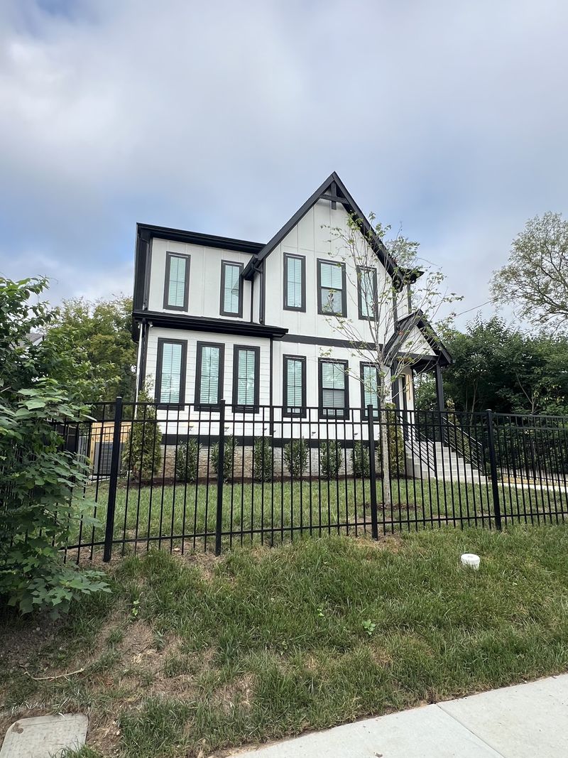 947 31st Ave N, Nashville, TN 37209