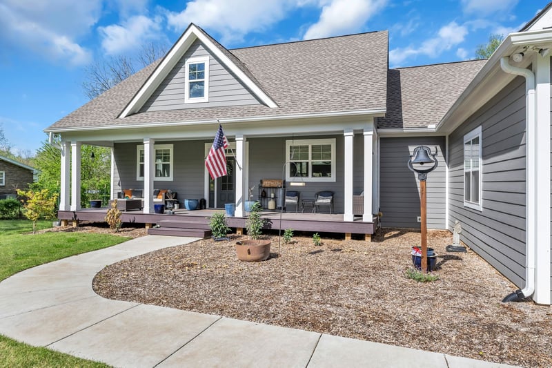 9064 Old Charlotte Pike, Pegram, TN 37143