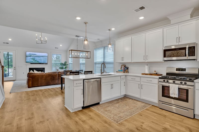 263 Cornice Dr, La Vergne, TN 37086