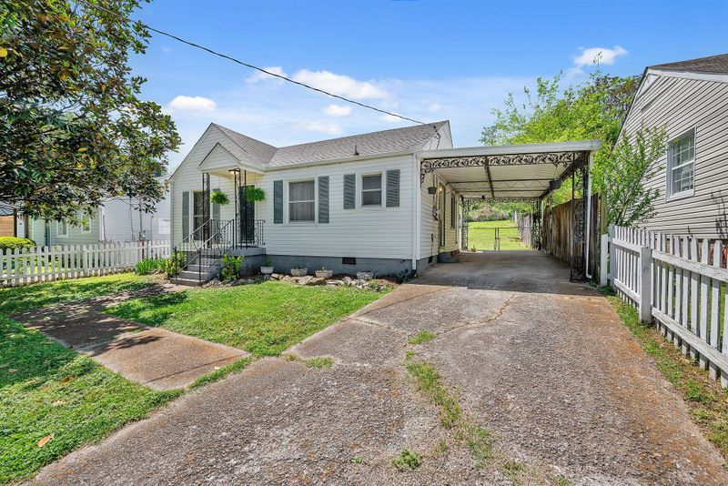 926 Riverside Dr, Nashville, TN 37206
