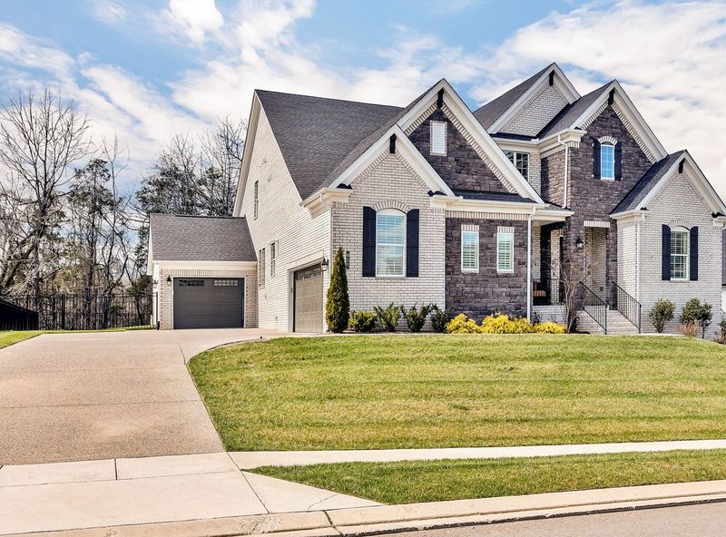 627 Silva Ln, Nolensville, TN 37135