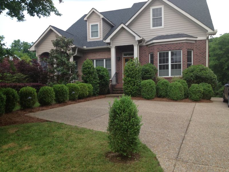 3921 Cross Creek Rd, Nashville, TN 37215