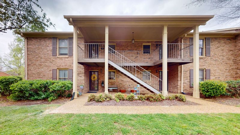 341 Westfield Dr, Nashville, TN 37221