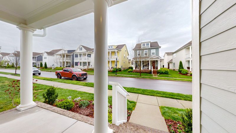 3260 Vinemont Dr, Thompsons Station, TN 37179