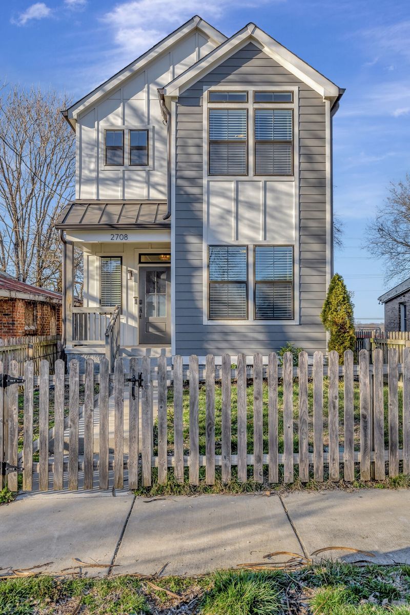 2708 Batavia St, Nashville, TN 37208