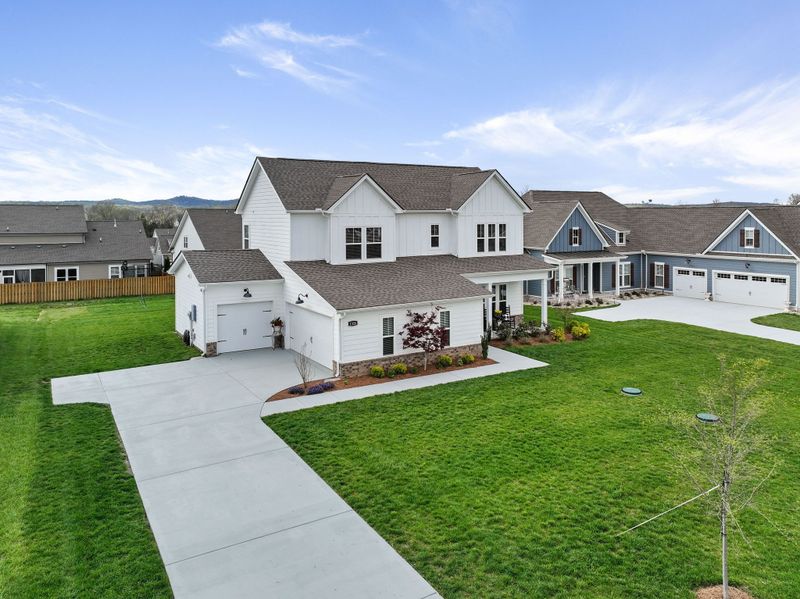 1326 Clarendon Ave, Murfreesboro, TN 37128