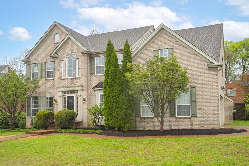 600 Glenmore Pl, Nashville, TN 37220