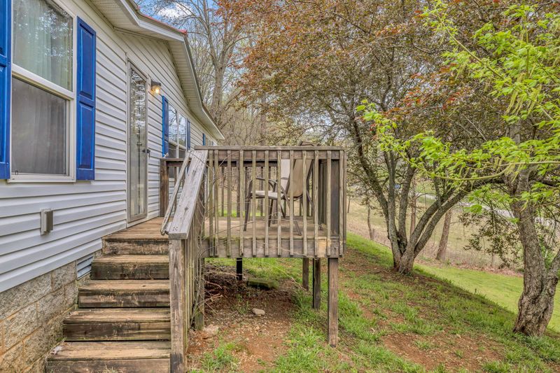 2060 Preacher Holt Rd, Mount Pleasant, TN 38474