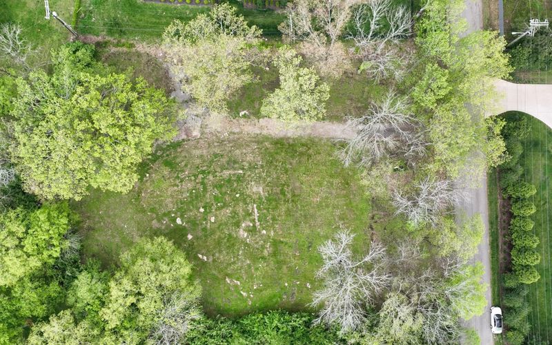407 W Meade Dr, Nashville, TN 37205