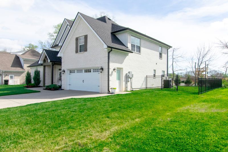 904 Licinius Ln, Murfreesboro, TN 37128