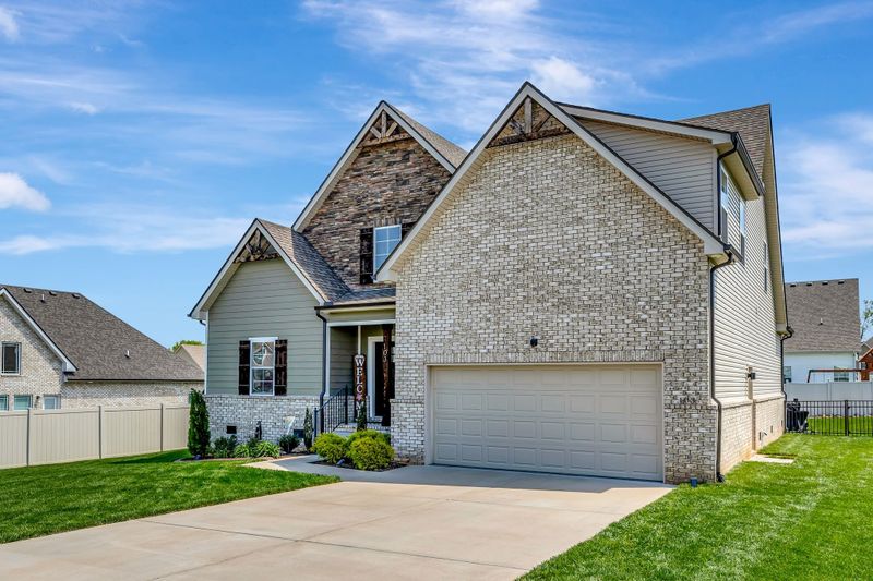 103 Osprey Ct, La Vergne, TN 37086